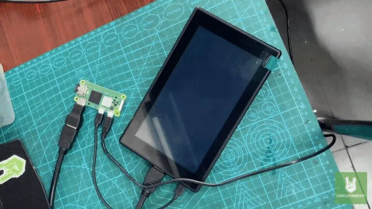Raspberry Pi Zero 2 W with 7